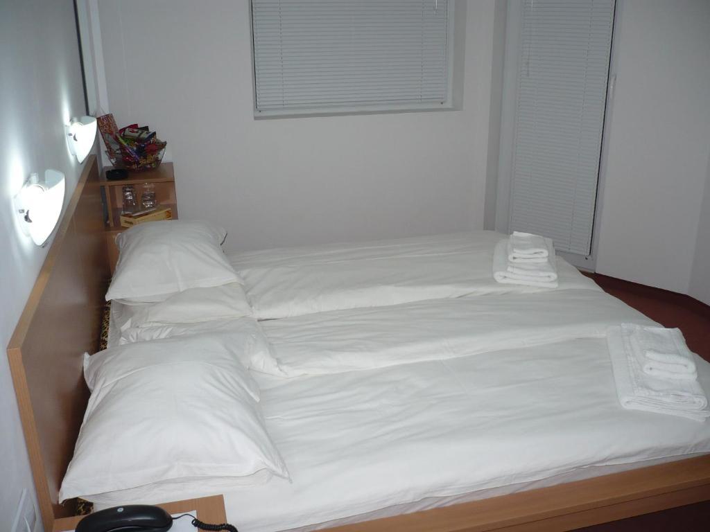 Citius Hotel Varna Habitación foto