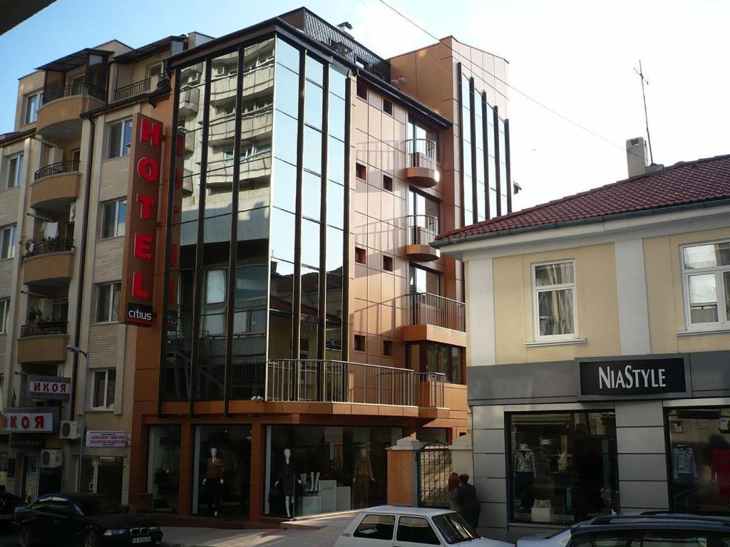 Citius Hotel Varna Exterior foto