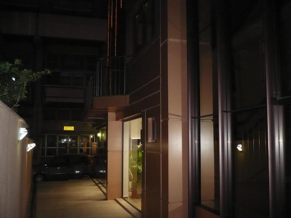 Citius Hotel Varna Exterior foto