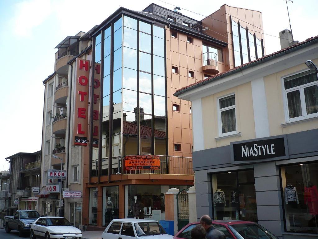 Citius Hotel Varna Exterior foto