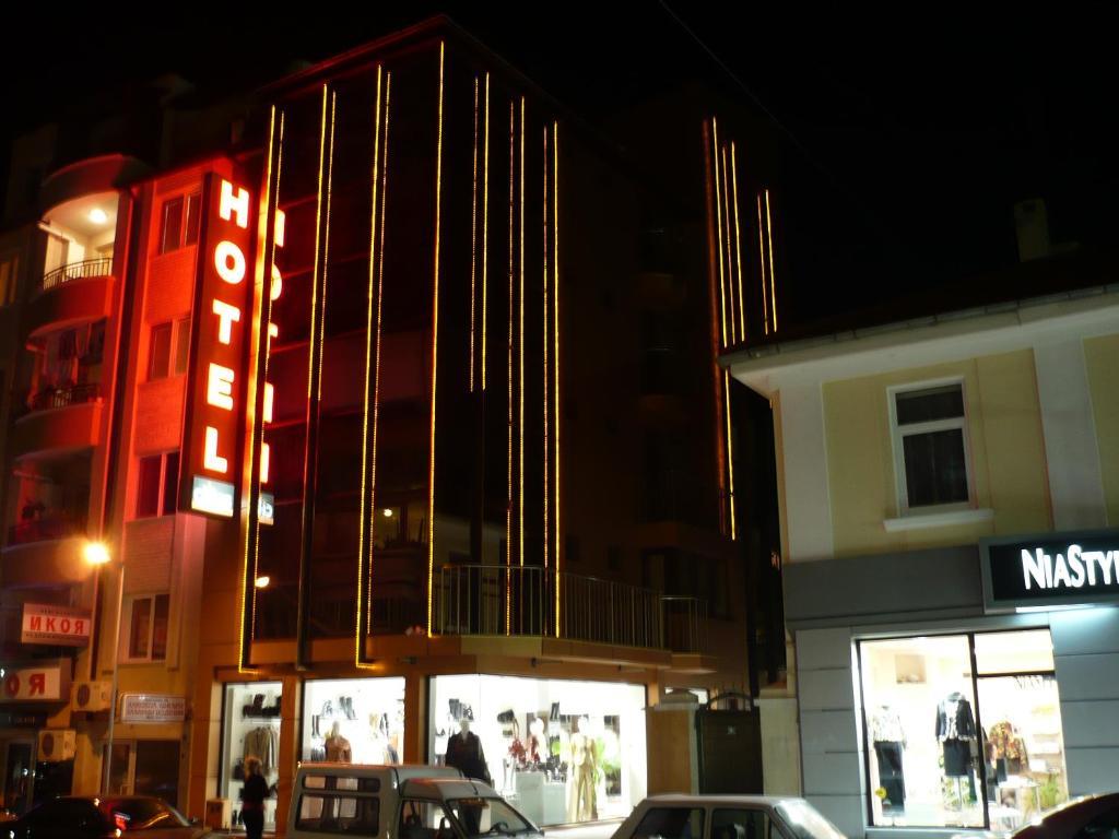Citius Hotel Varna Exterior foto